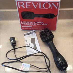 FINAL $ DROP LIKE NEW Revlon One-Step Hair Dryer w/box